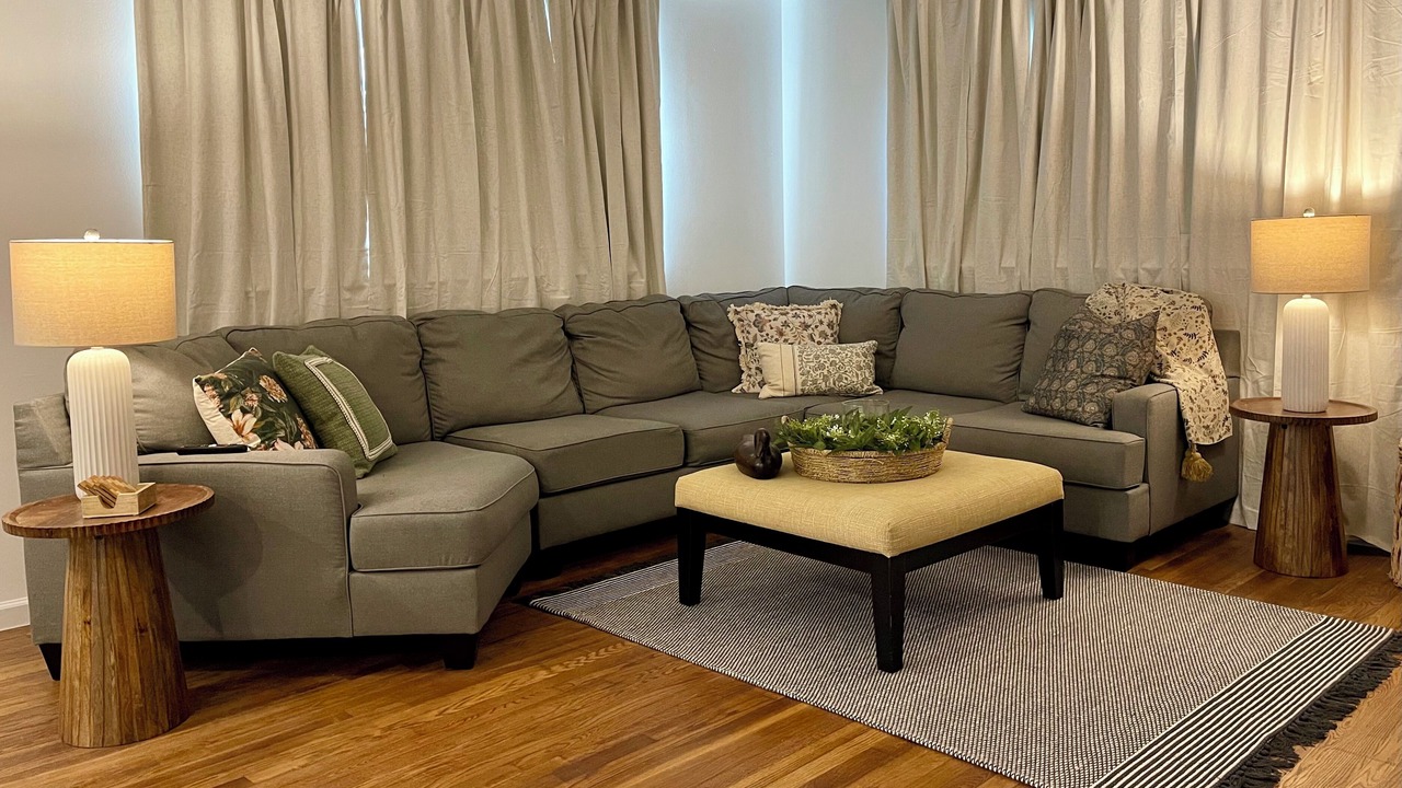 Photo of Livingroom in Sharpstown