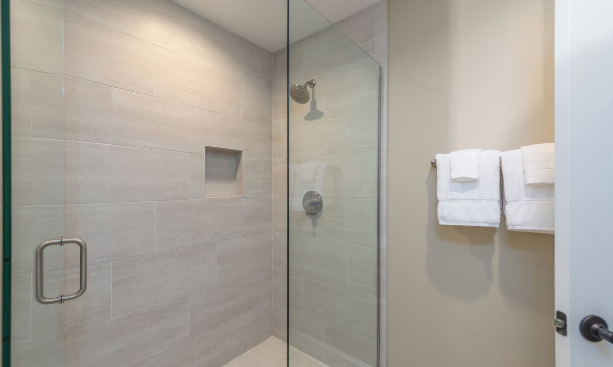 Photo of Bathroom in Beachwalk