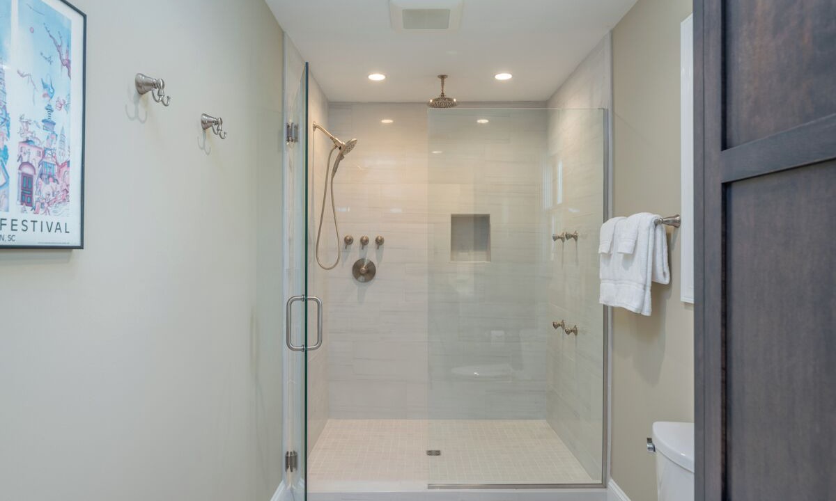 Photo of Bathroom in Beachwalk