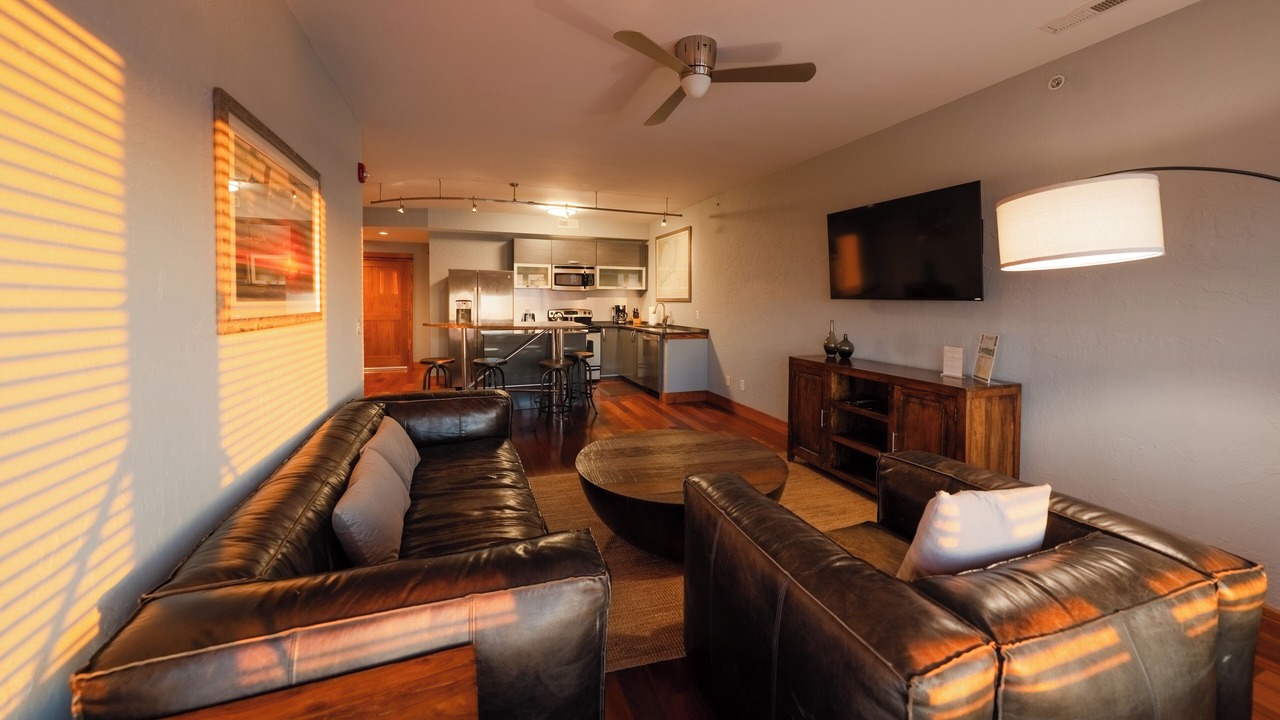 Photo of Livingroom in Waves