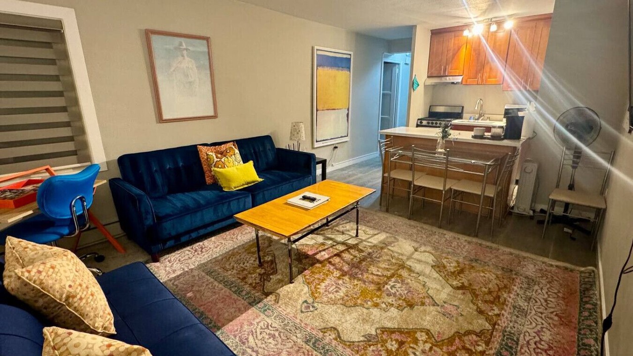 Photo of Livingroom in Downtown Seattle
