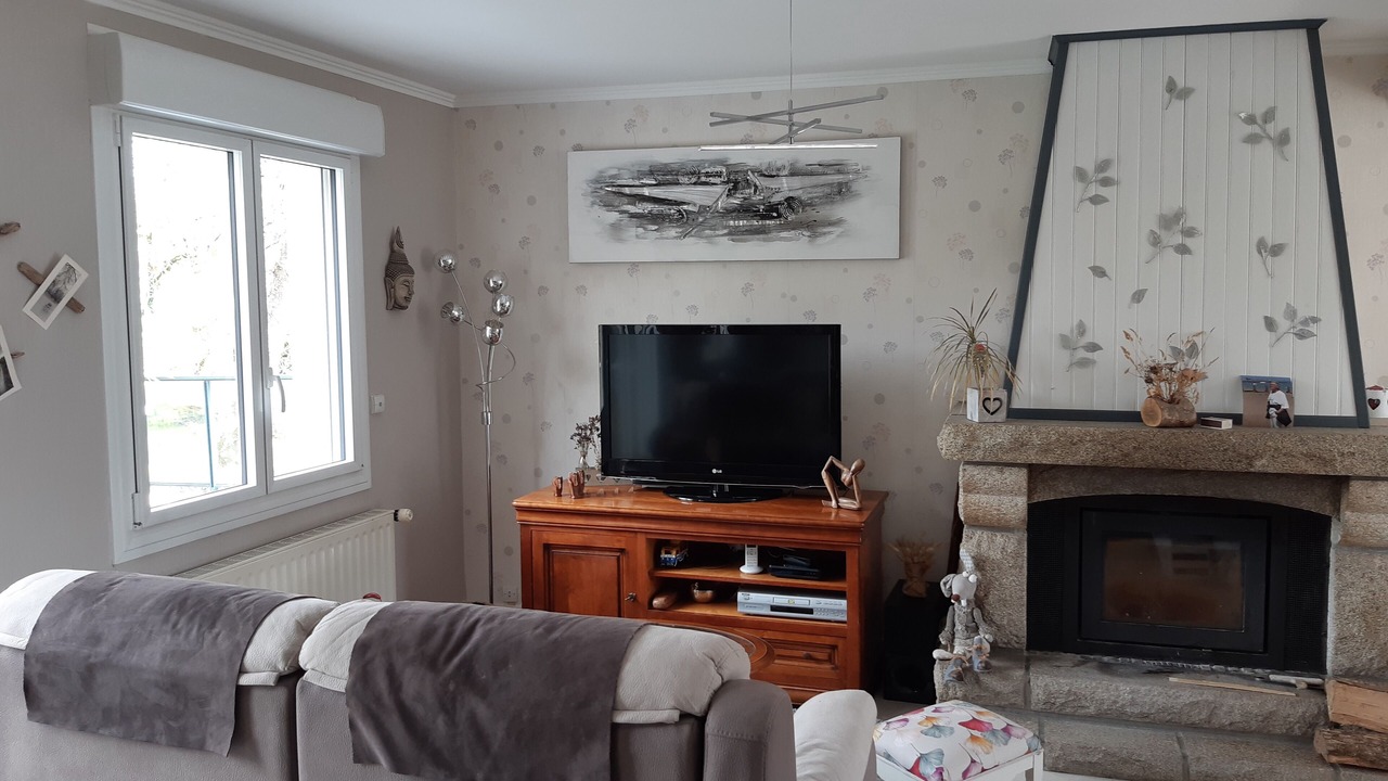 Photo of Livingroom in Plemet
