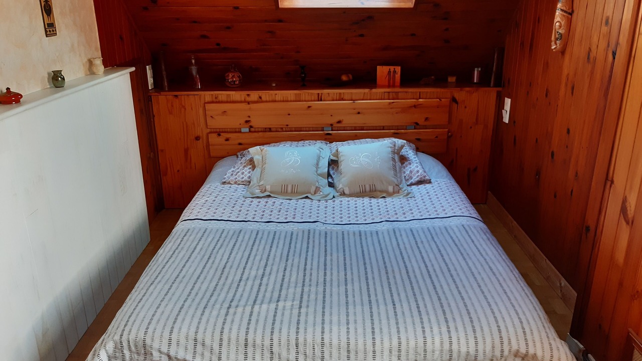 Photo of Bedroom in Plemet