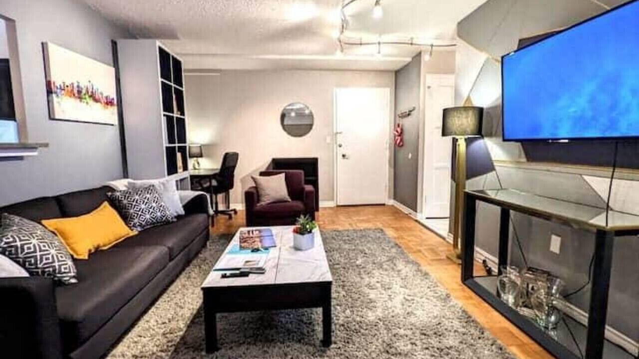 Photo of Livingroom in Downtown Seattle