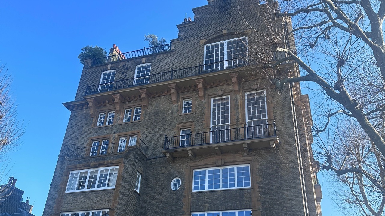 Photo of Outdoor in Holland Park