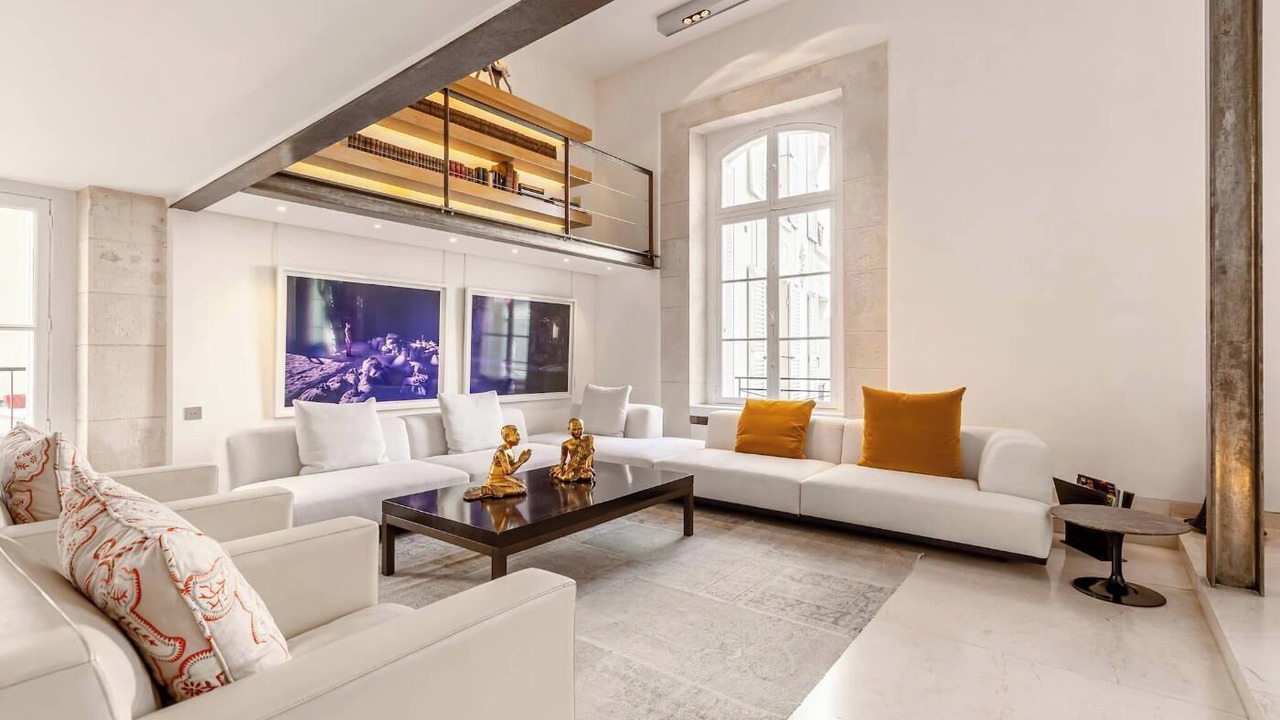 Photo of Livingroom in 6th Arrondissement
