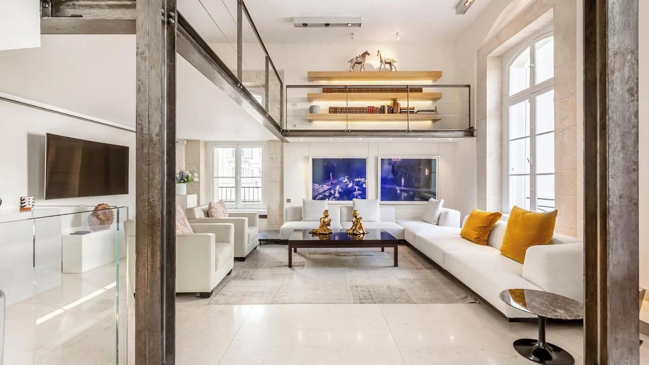 Photo of Livingroom in 6th Arrondissement