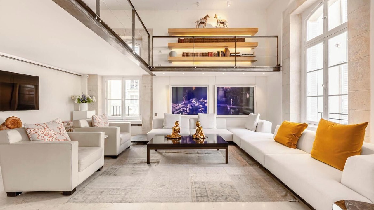 Photo of Livingroom in 6th Arrondissement