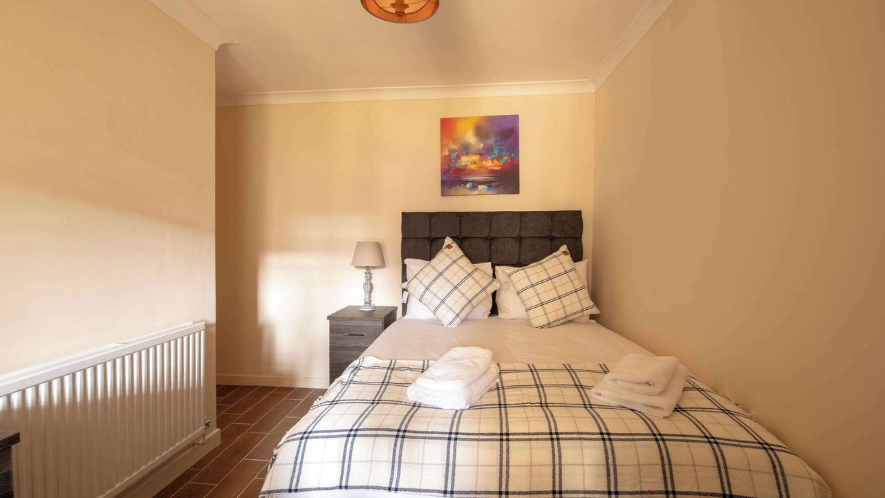 Photo of Others in Skewen