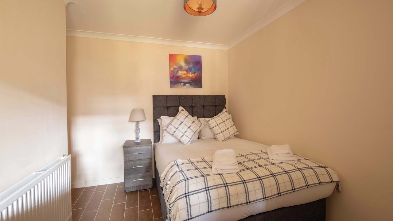 Photo of Others in Skewen