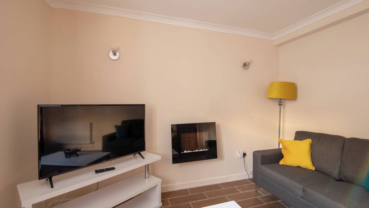 Photo of Others in Skewen