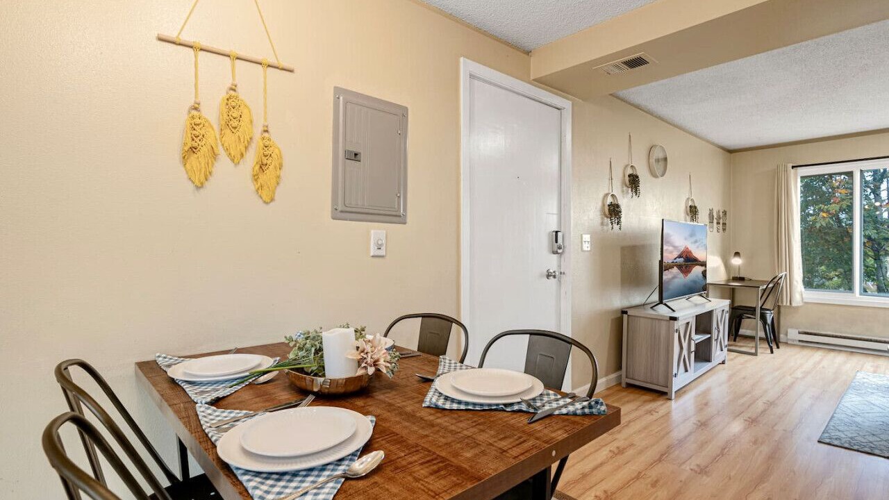 Photo of Others in Highline