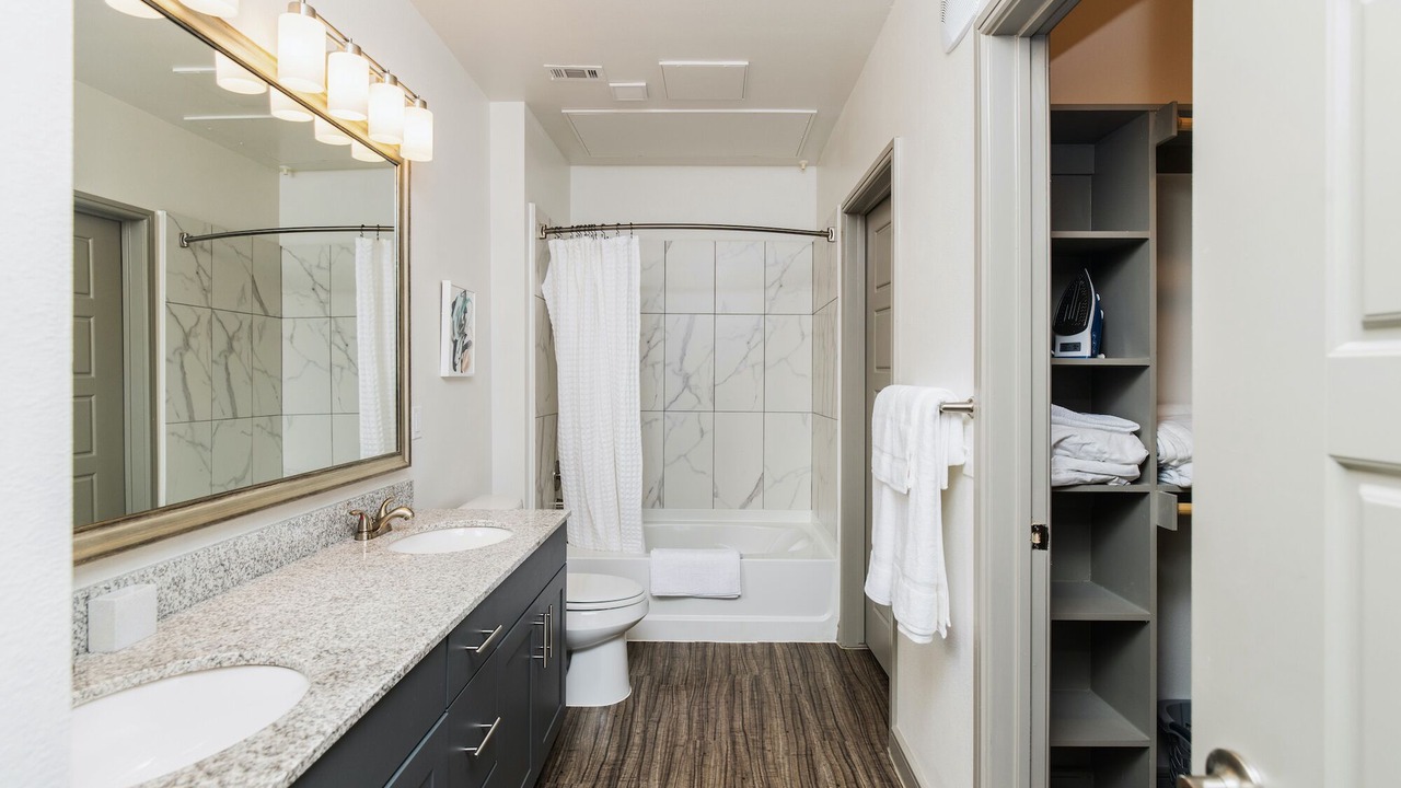 Photo of Bathroom in Buda