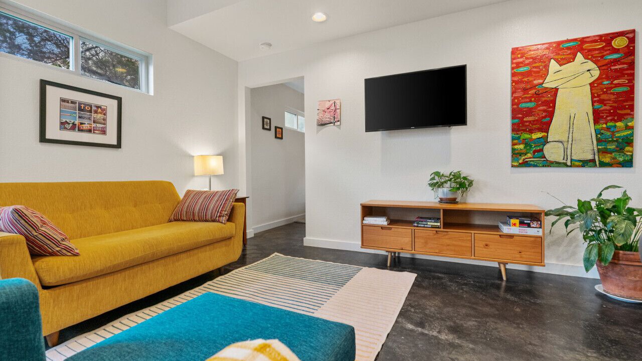 Photo of Livingroom in Slaughter Creek Acres