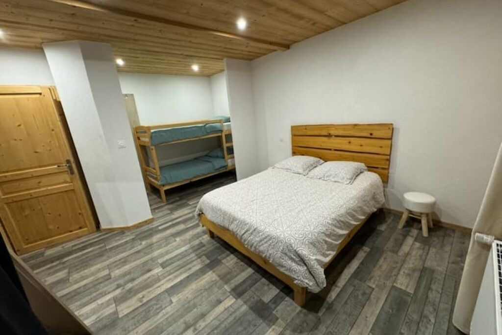 Photo of Bedroom in Laviron
