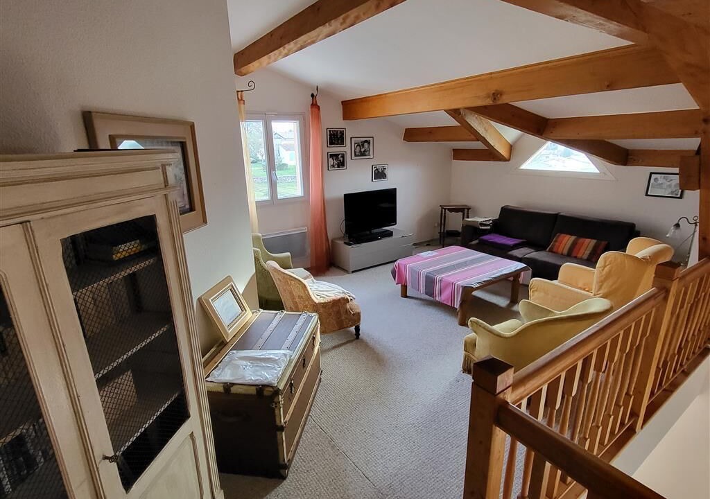 Photo of Livingroom in Chauzon