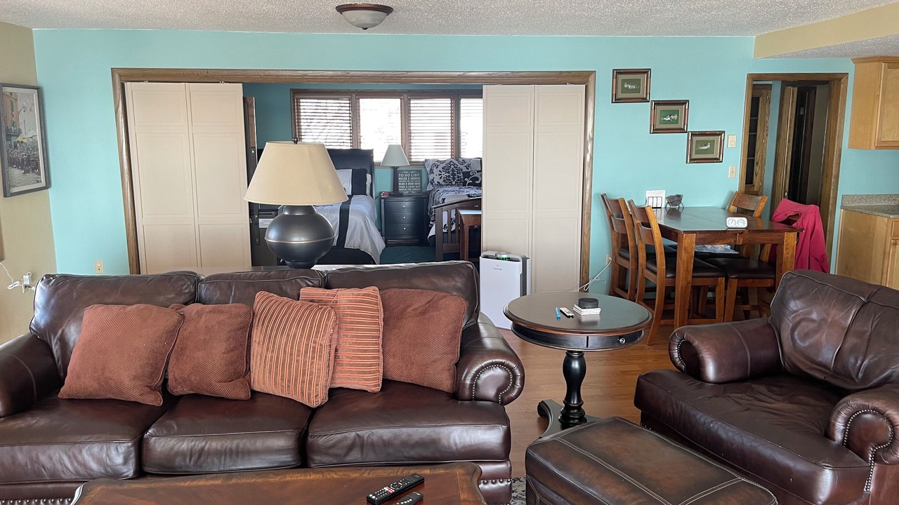 Photo of Livingroom in Detroit Lakes
