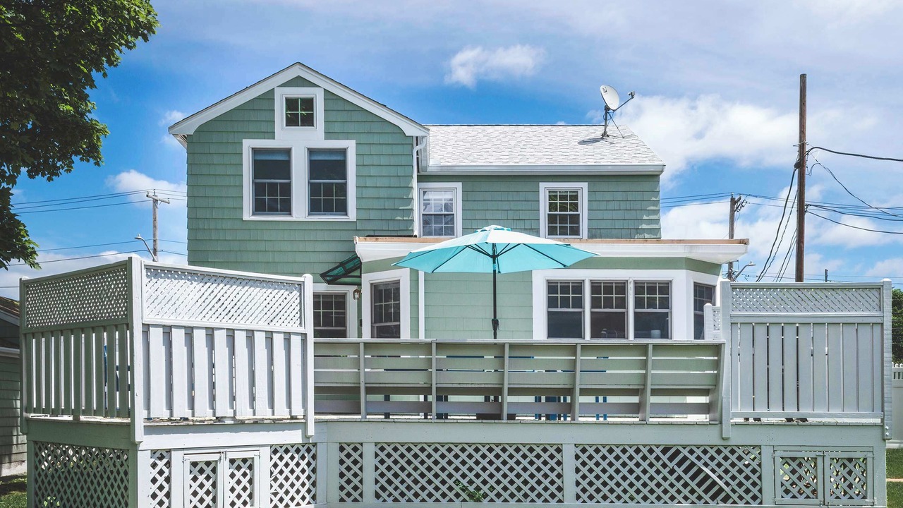 Photo of Outdoor in Beverly