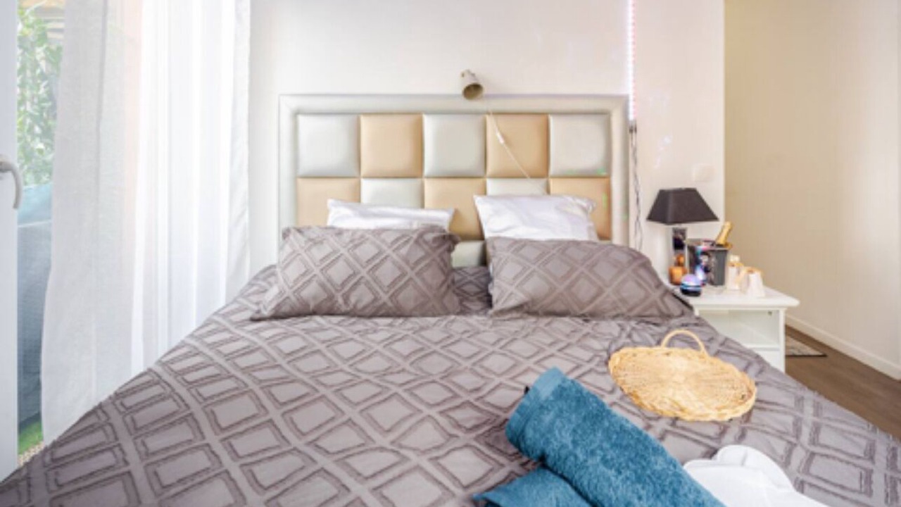 Photo of Bedroom in Le Plessis-Bouchard