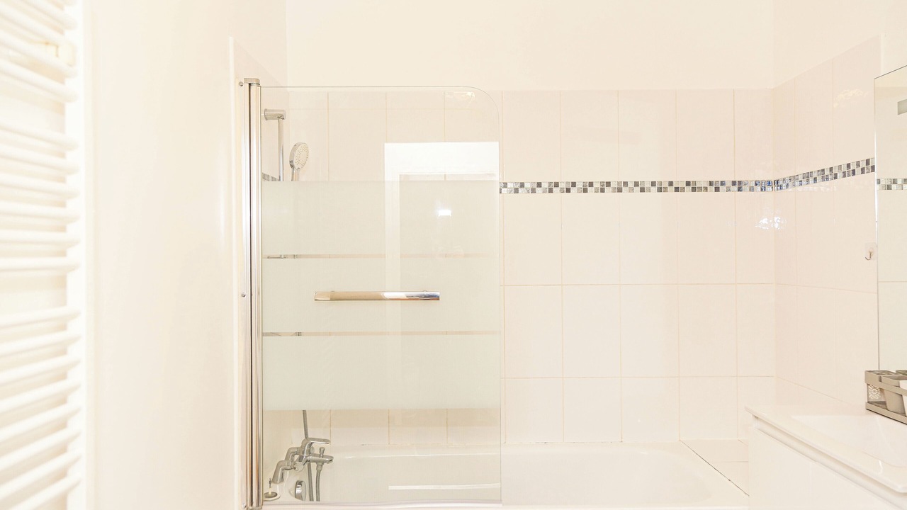 Photo of Bathroom in Le Plessis-Bouchard