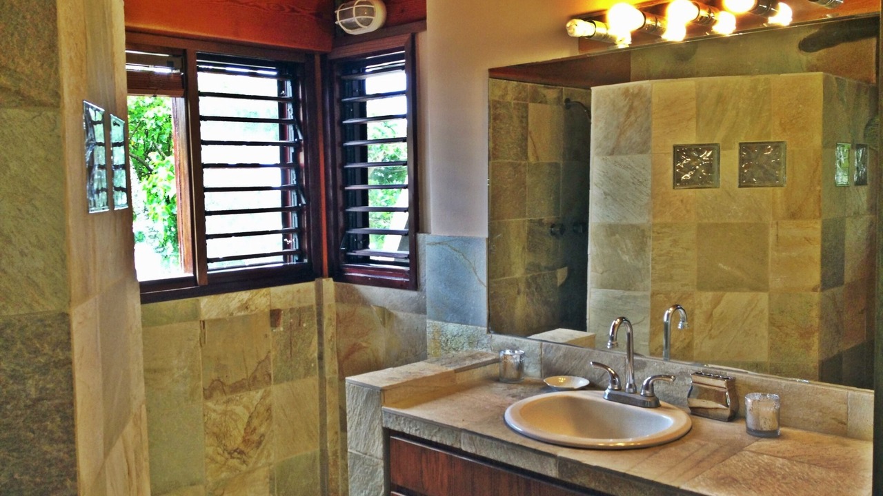 Photo of Bathroom in Pupukea