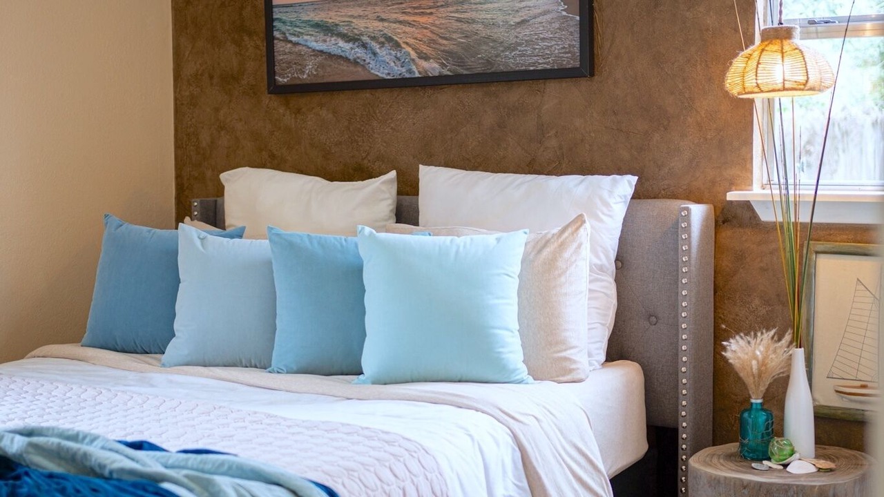 Photo of Bedroom in MLK