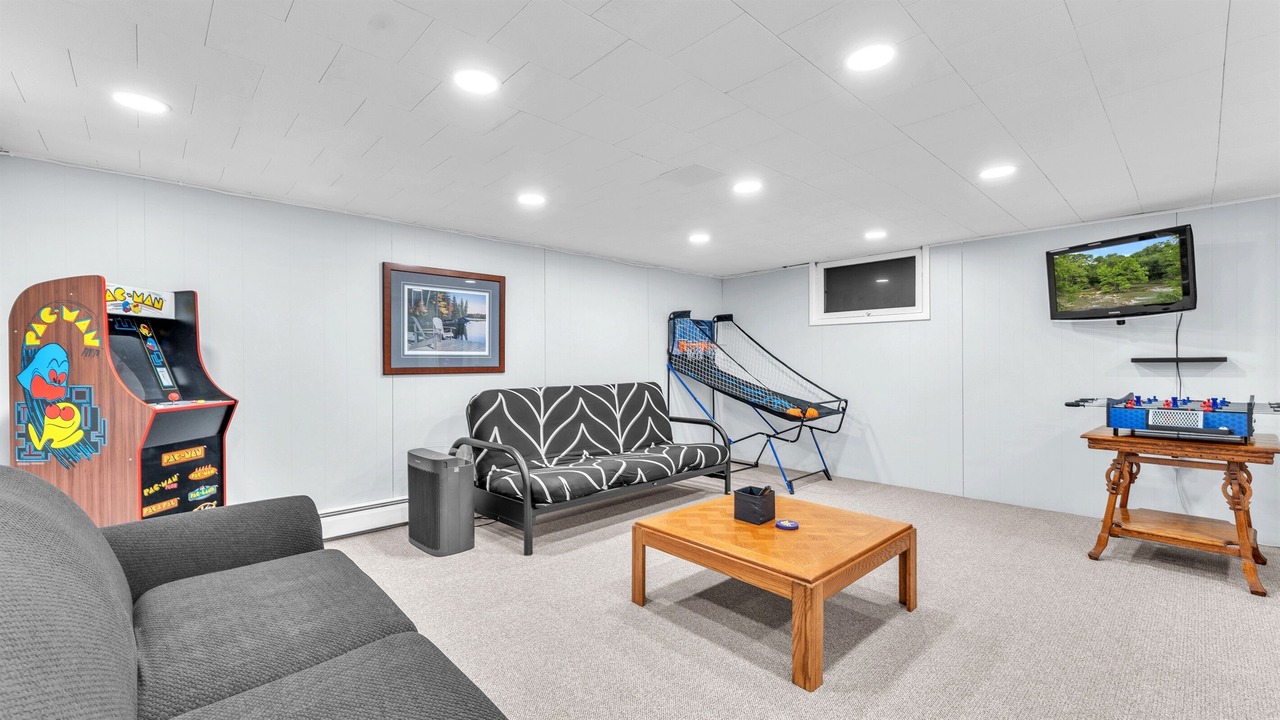 Photo of Bedroom in Grand Bend