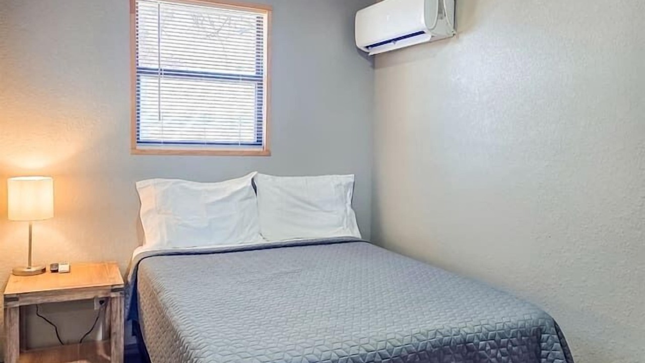 Photo of Bedroom in Checotah