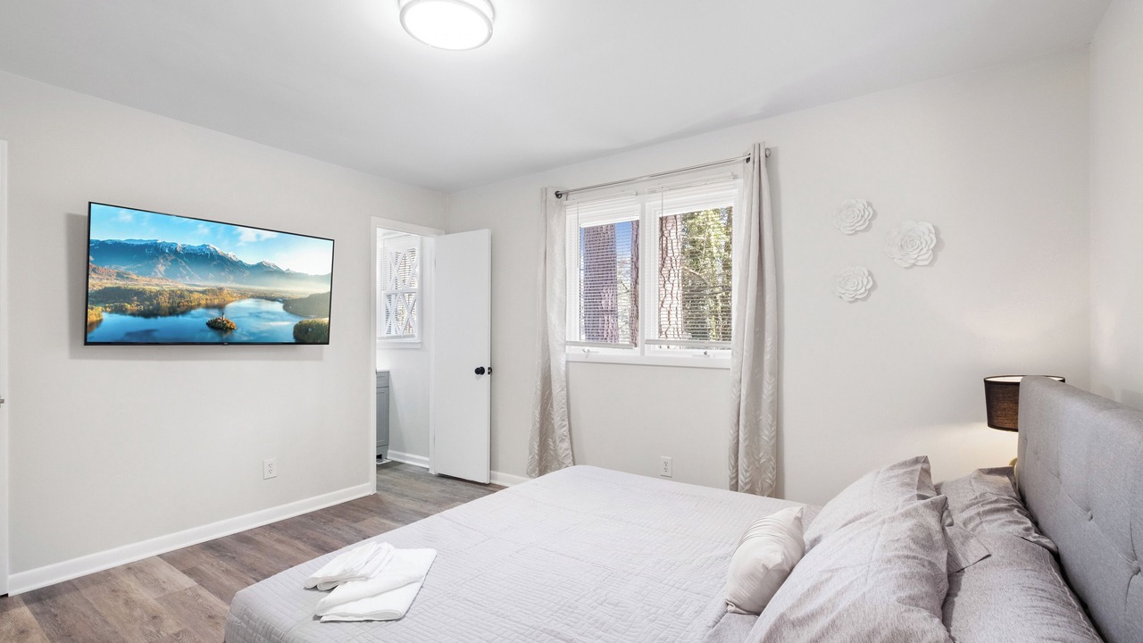 Photo of Bedroom in Garner