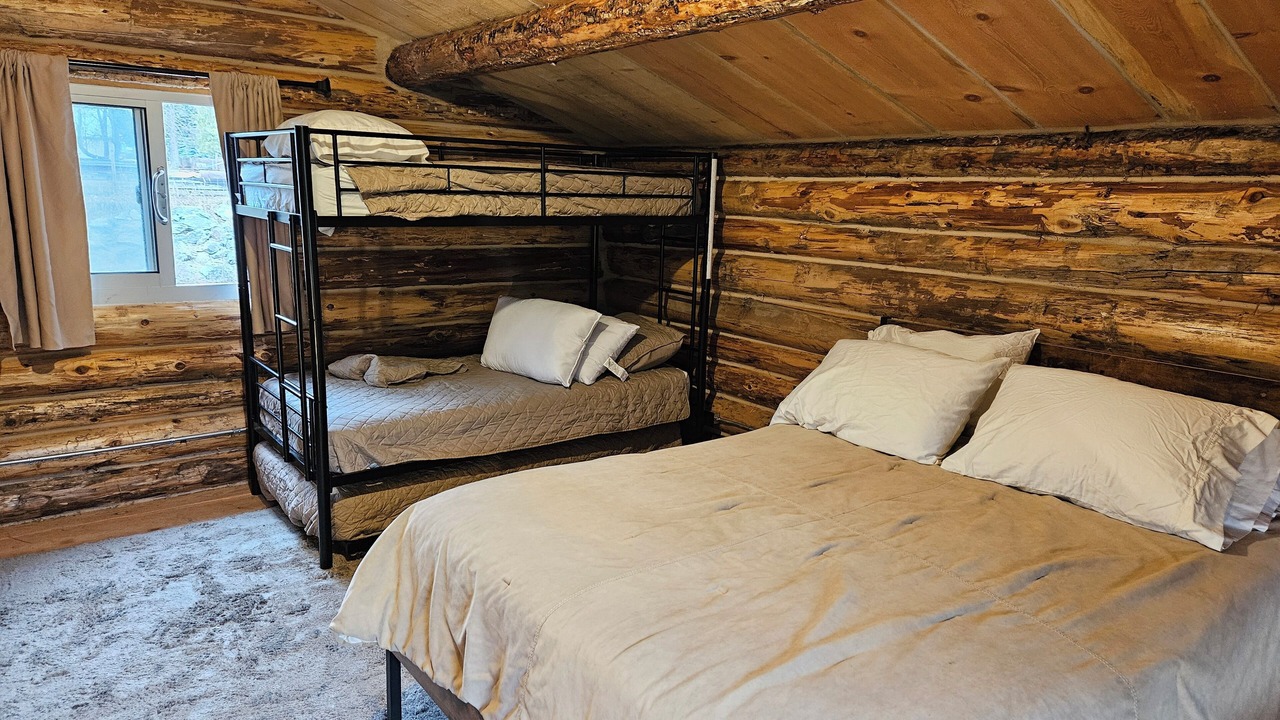 Photo of Bedroom in Laurier