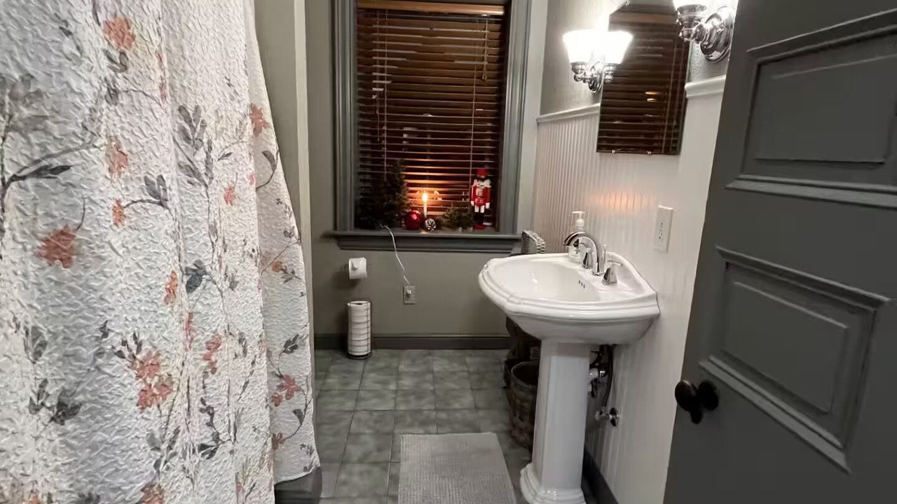 Photo of Bathroom in Zelienople