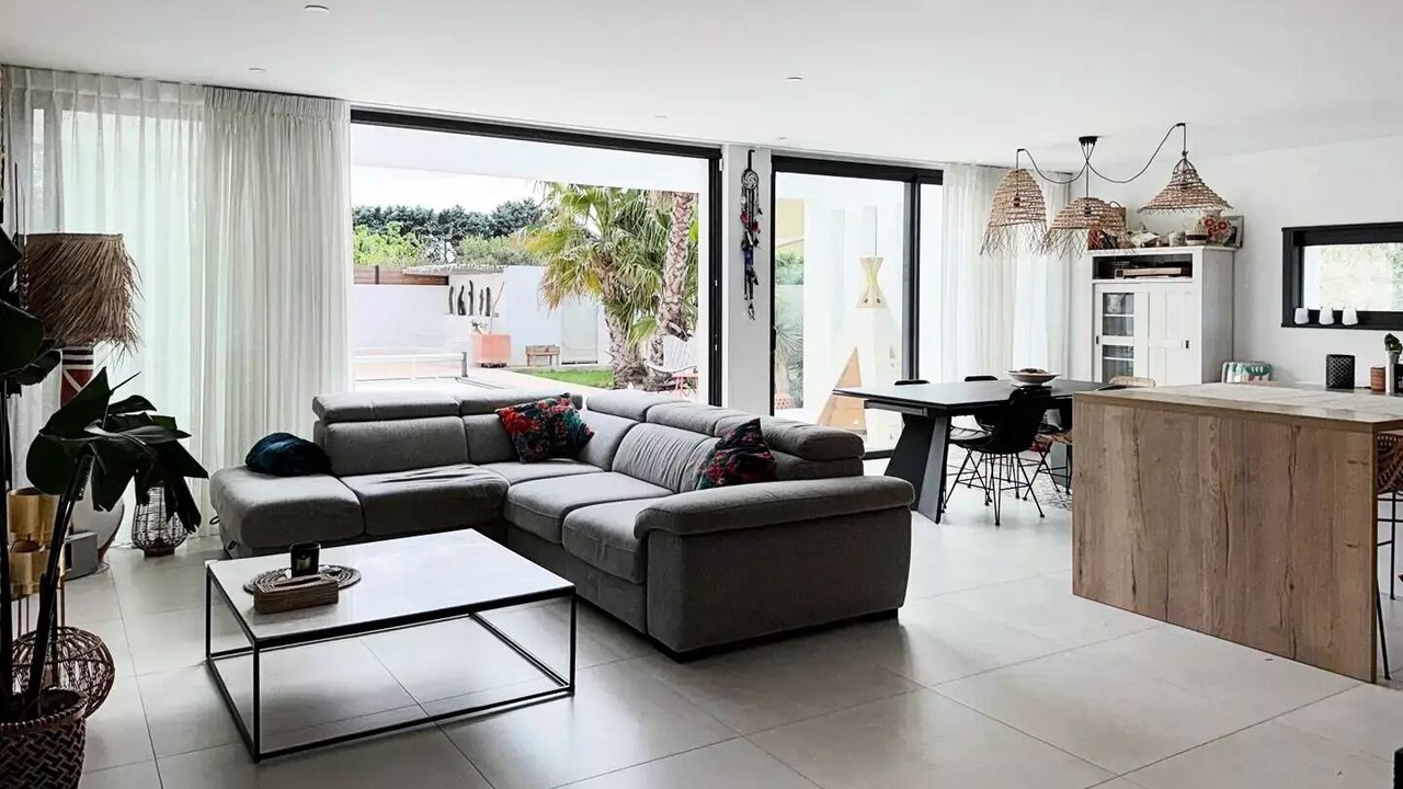 Photo of Livingroom in Saint-Laurent-d'Aigouze