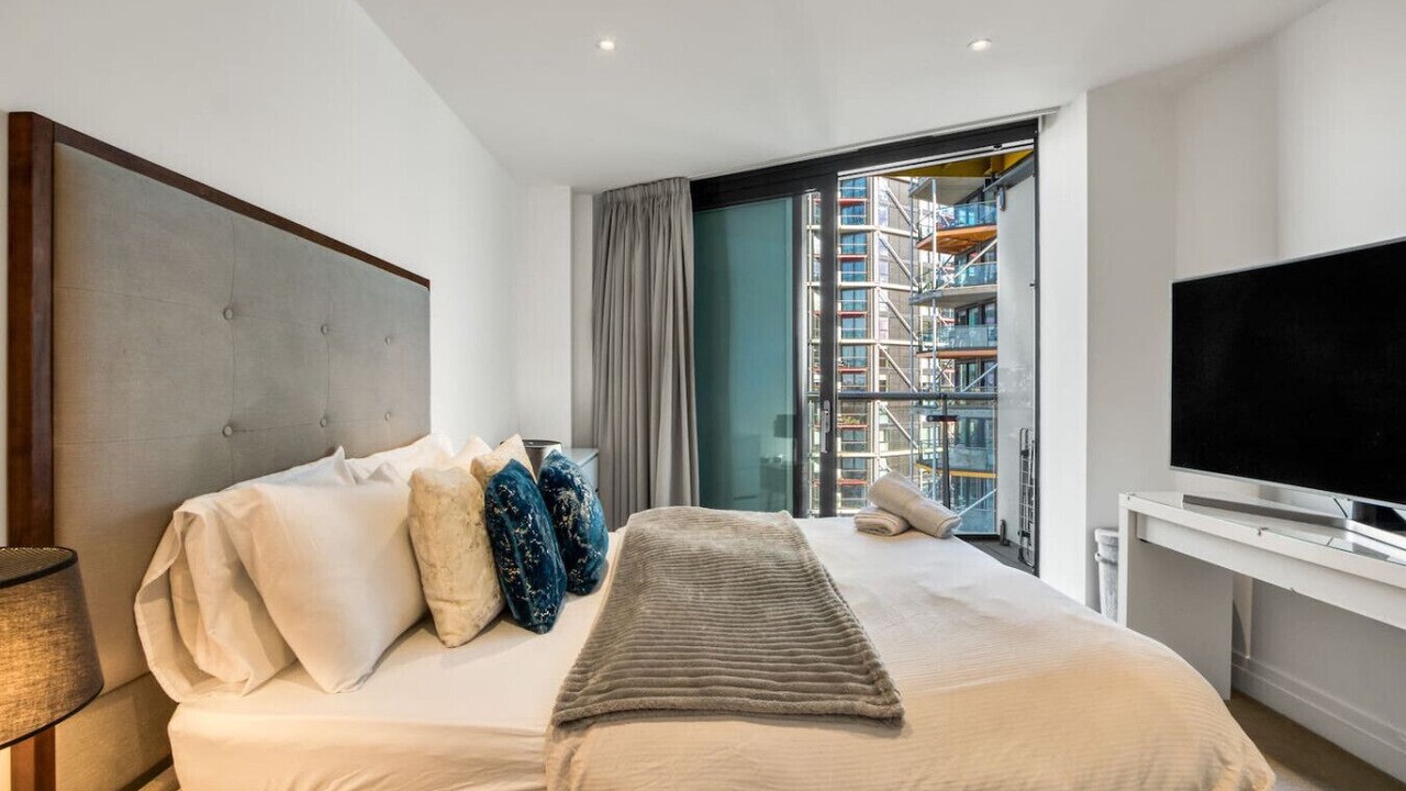 Photo of Bedroom in Vauxhall