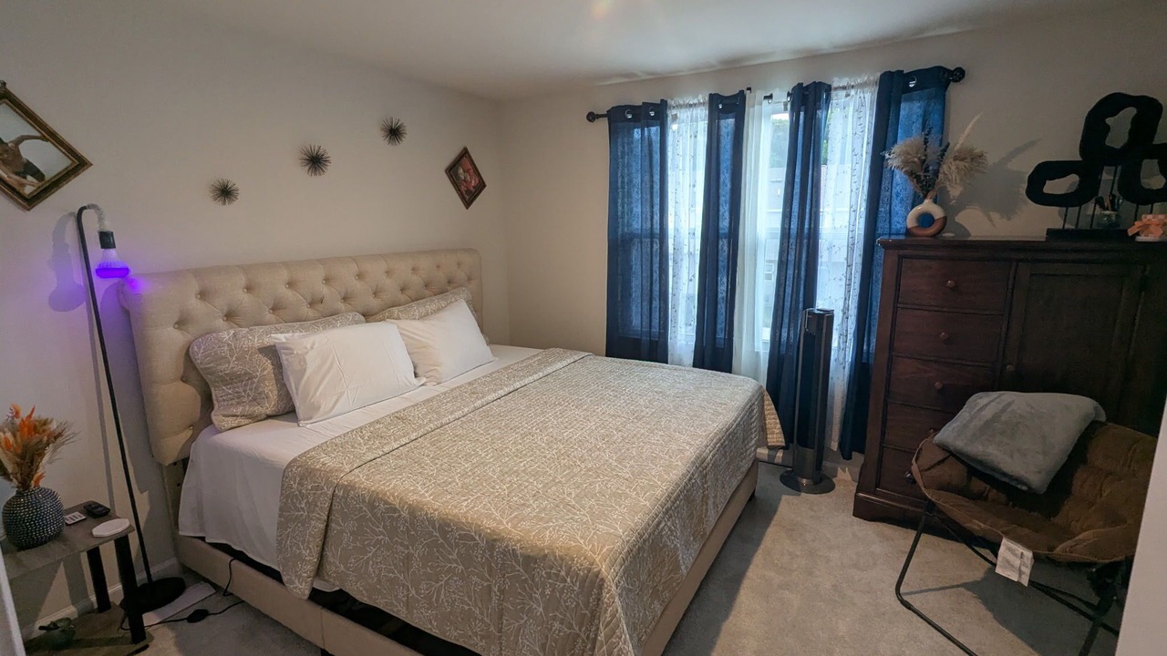 Photo of Bedroom in Milford