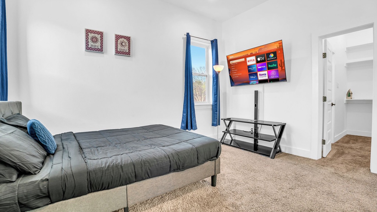 Photo of Bedroom in Cedar Crest