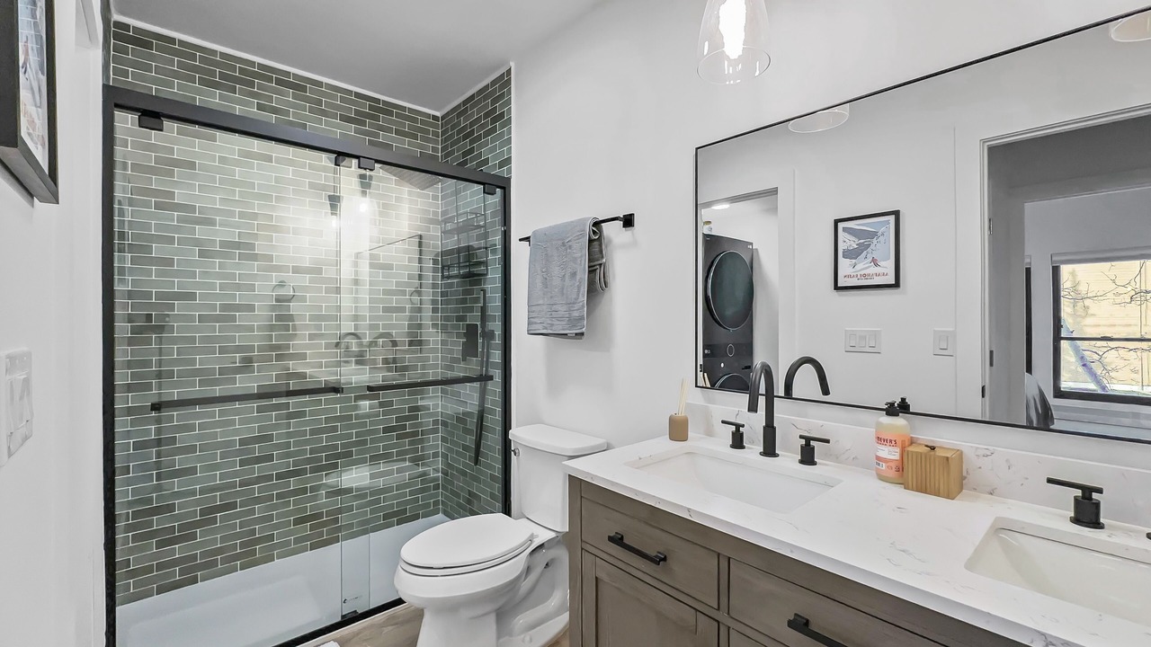 Photo of Bathroom in Dillon