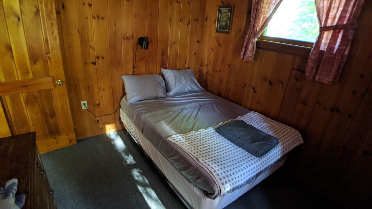 Photo of Bedroom in Raymond