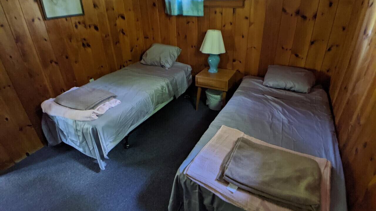 Photo of Bedroom in Raymond