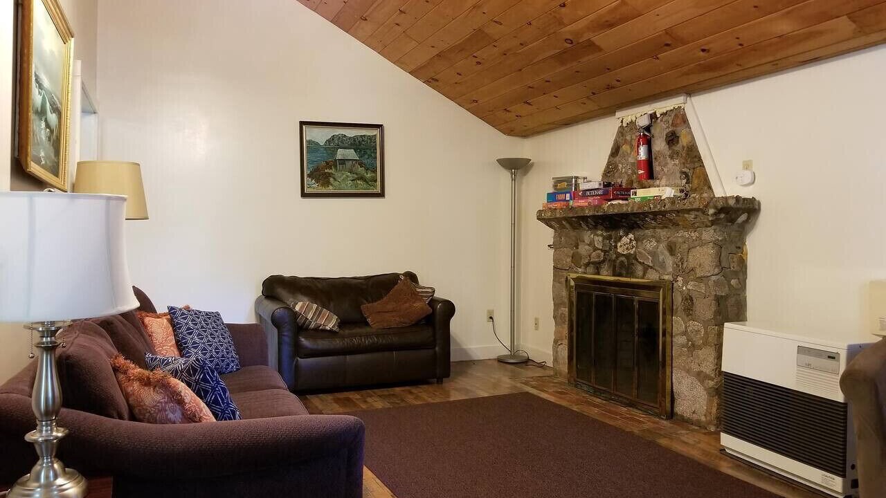 Photo of Livingroom in Raymond