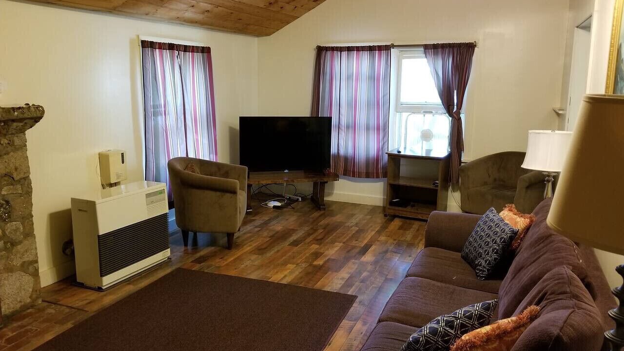 Photo of Livingroom in Raymond