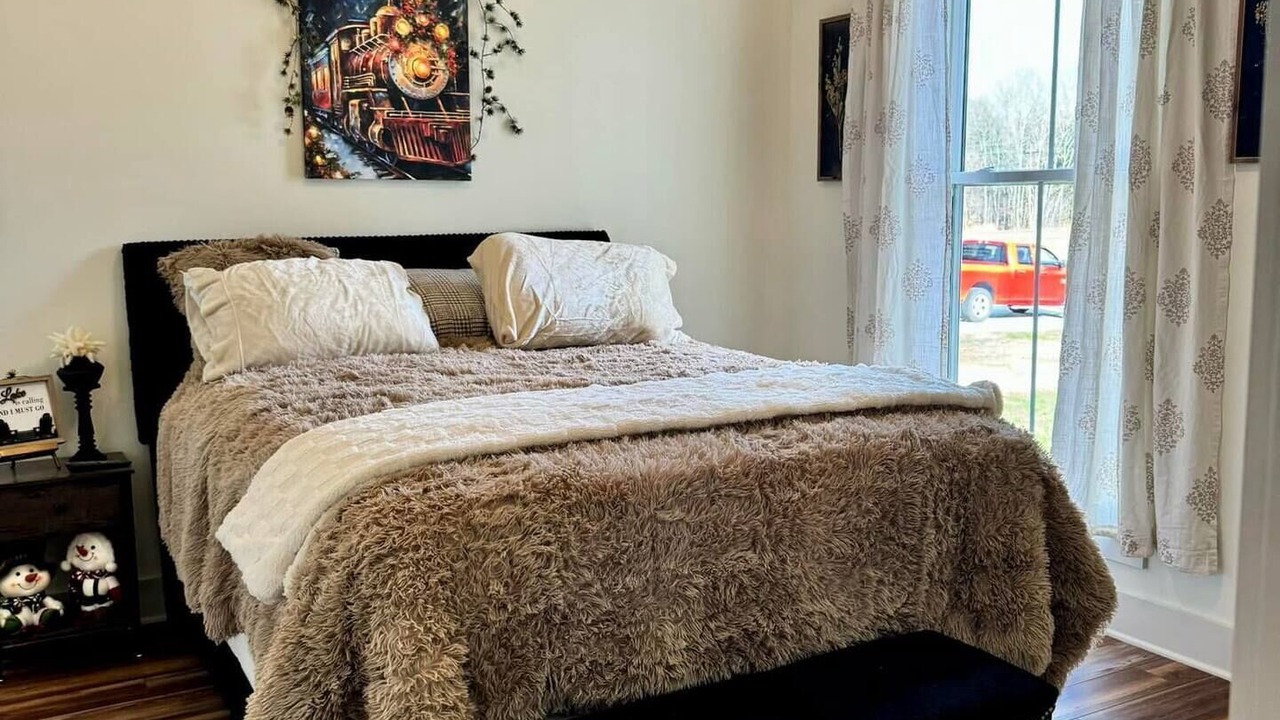 Photo of Bedroom in Estill Springs