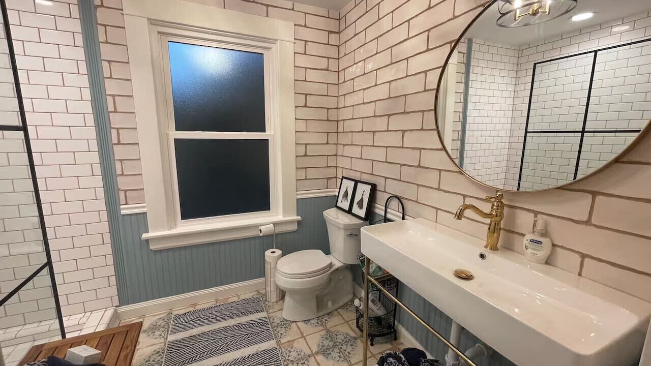 Photo of Bathroom in Maryville