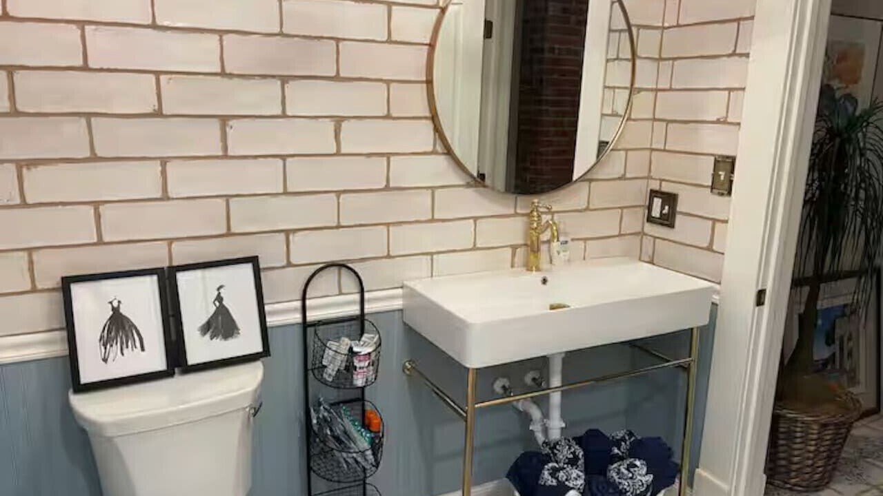 Photo of Bathroom in Maryville