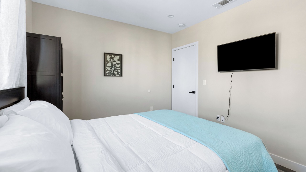 Photo of Bedroom in Wilshire