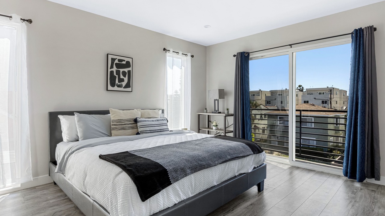 Photo of Bedroom in Wilshire