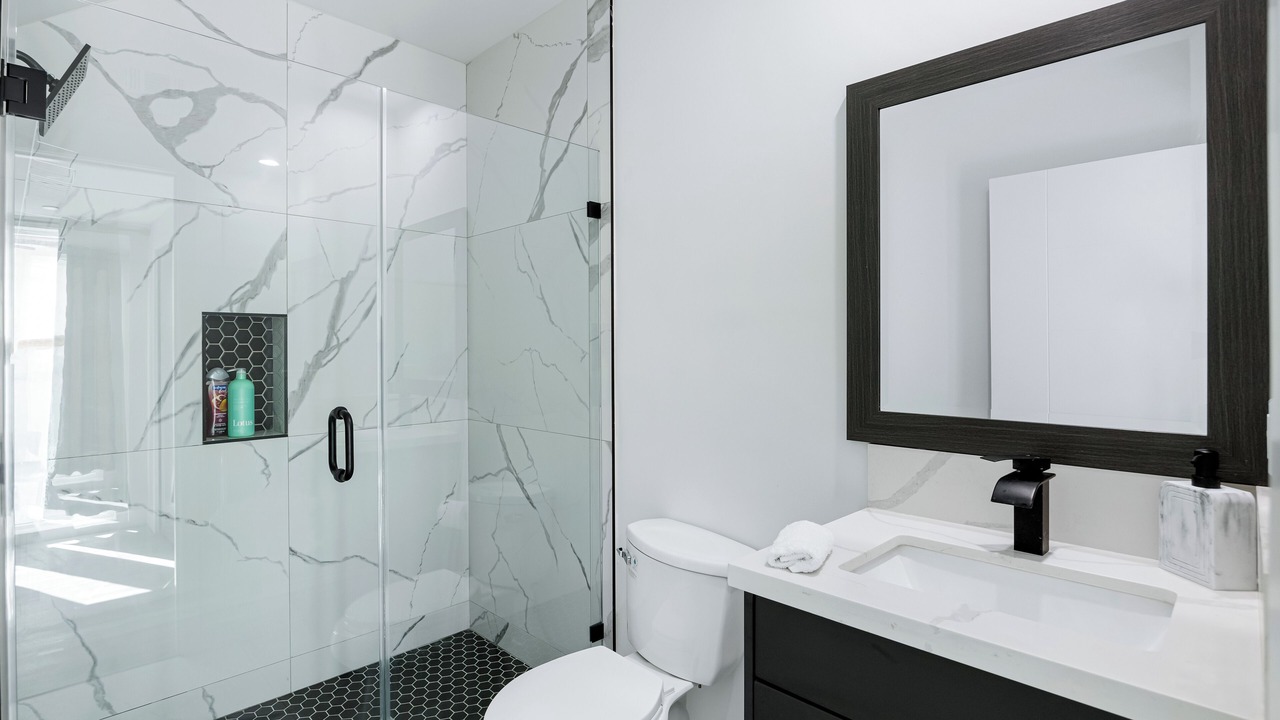 Photo of Bathroom in Wilshire