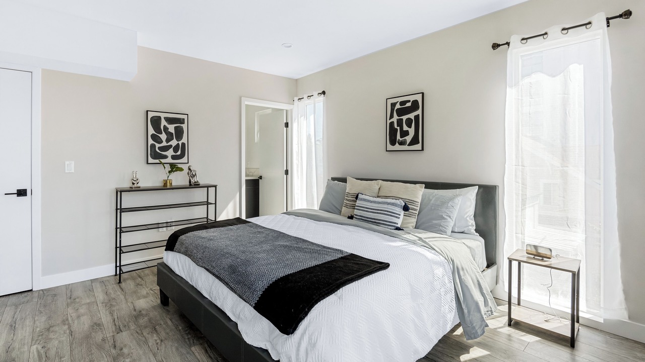 Photo of Bedroom in Wilshire