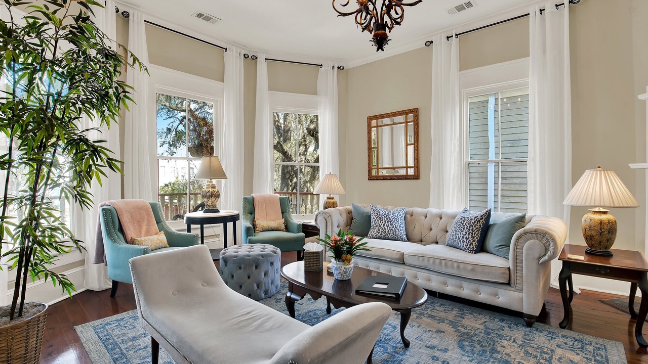 Photo of Livingroom in Metropolitan