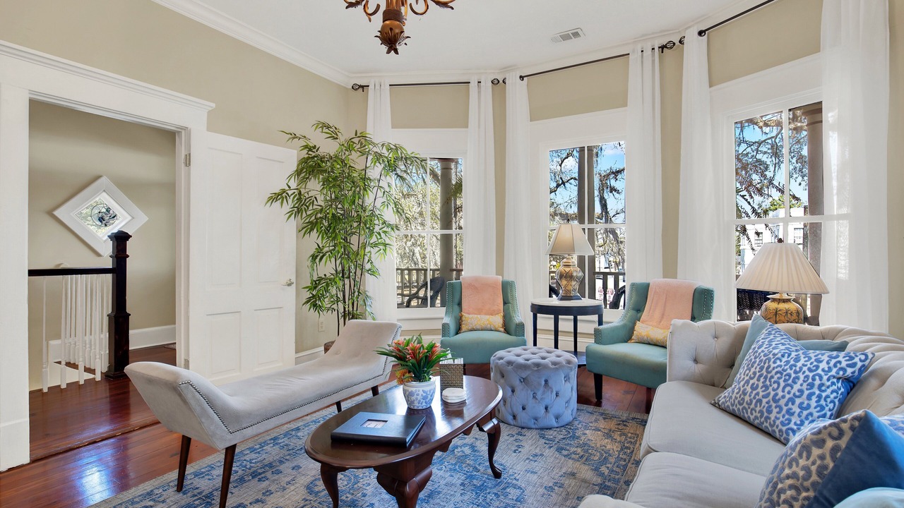 Photo of Livingroom in Metropolitan