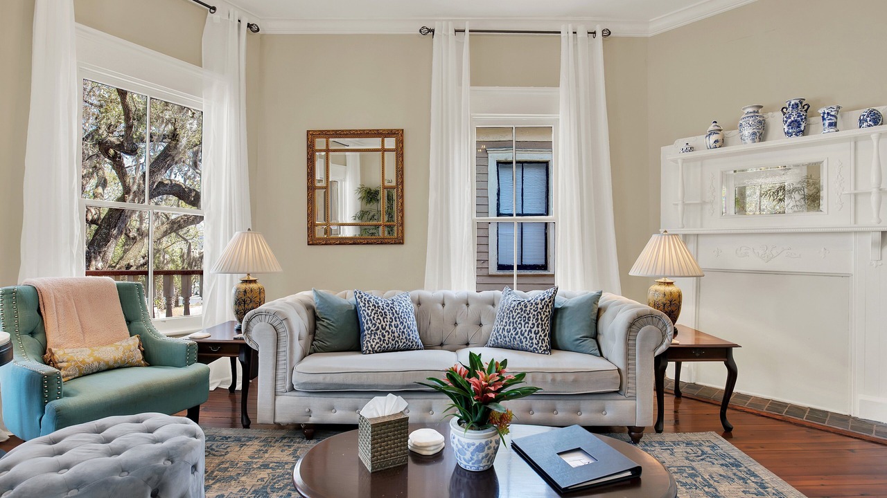 Photo of Livingroom in Metropolitan